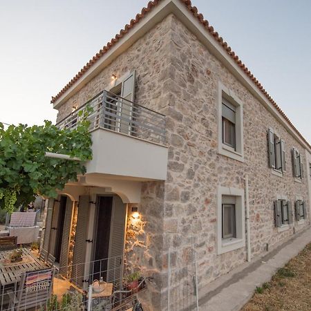 Апартаменты Fotini'S House Лигурион Экстерьер фото