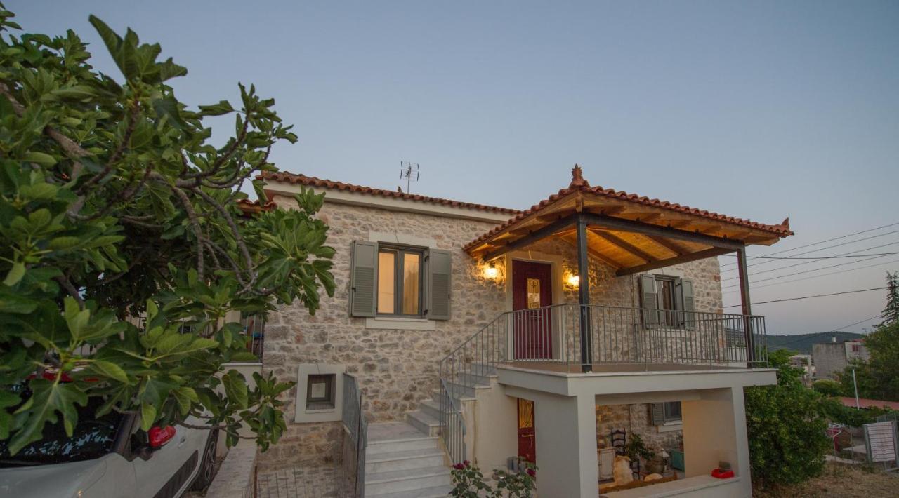 Апартаменты Fotini'S House Лигурион Экстерьер фото